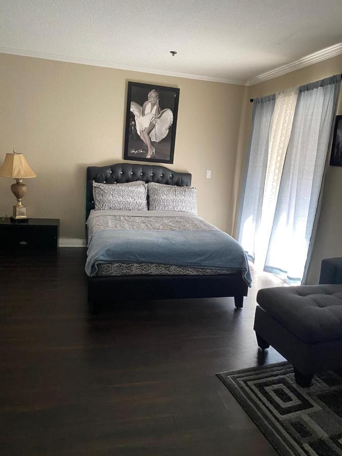 Hollywood Loft Spacious With 2 Beds And Parking Los Angeles Buitenkant foto